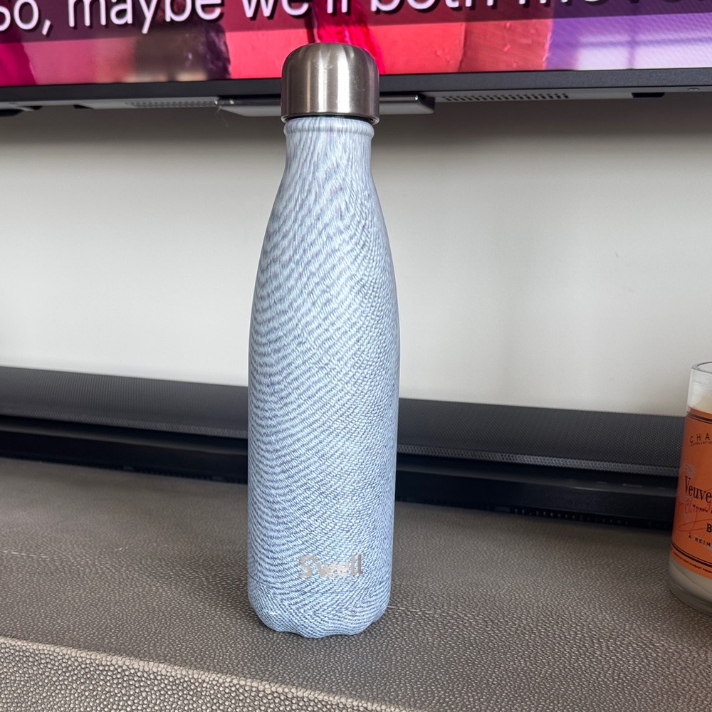 Swell Water Bottle 17oz